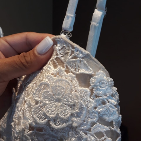 Wedding Dress - Picture 5 of 7